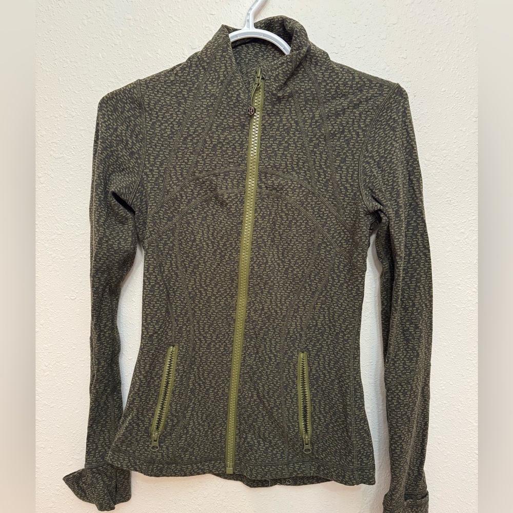 Lululemon Define Jacket Olive Green Women's size 4